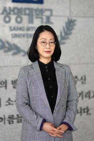 성윤아